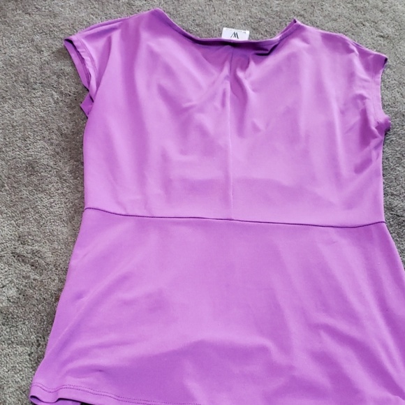 Top - Picture 4 of 4